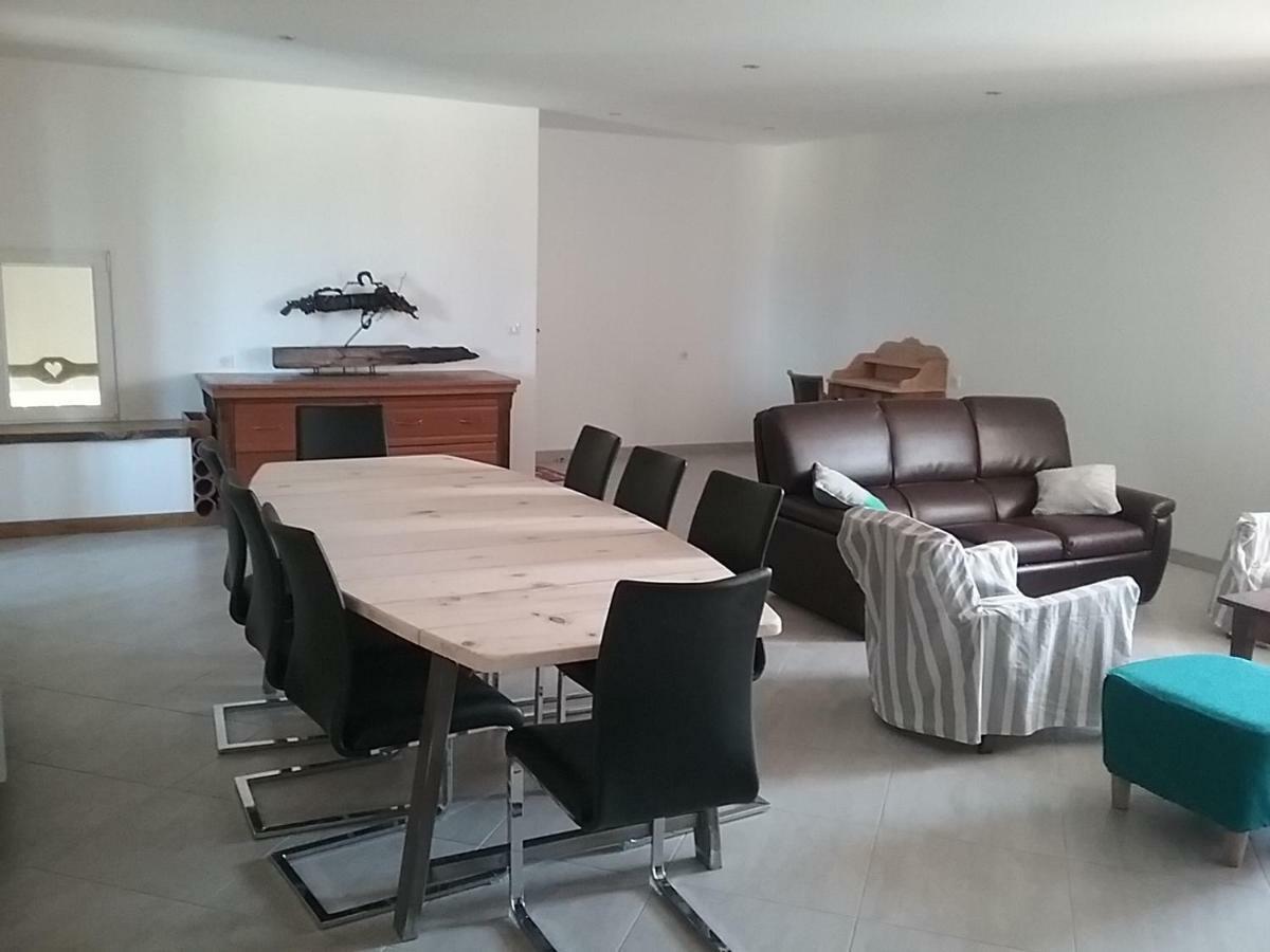 Cottage B2 Bazenville Bagian luar foto